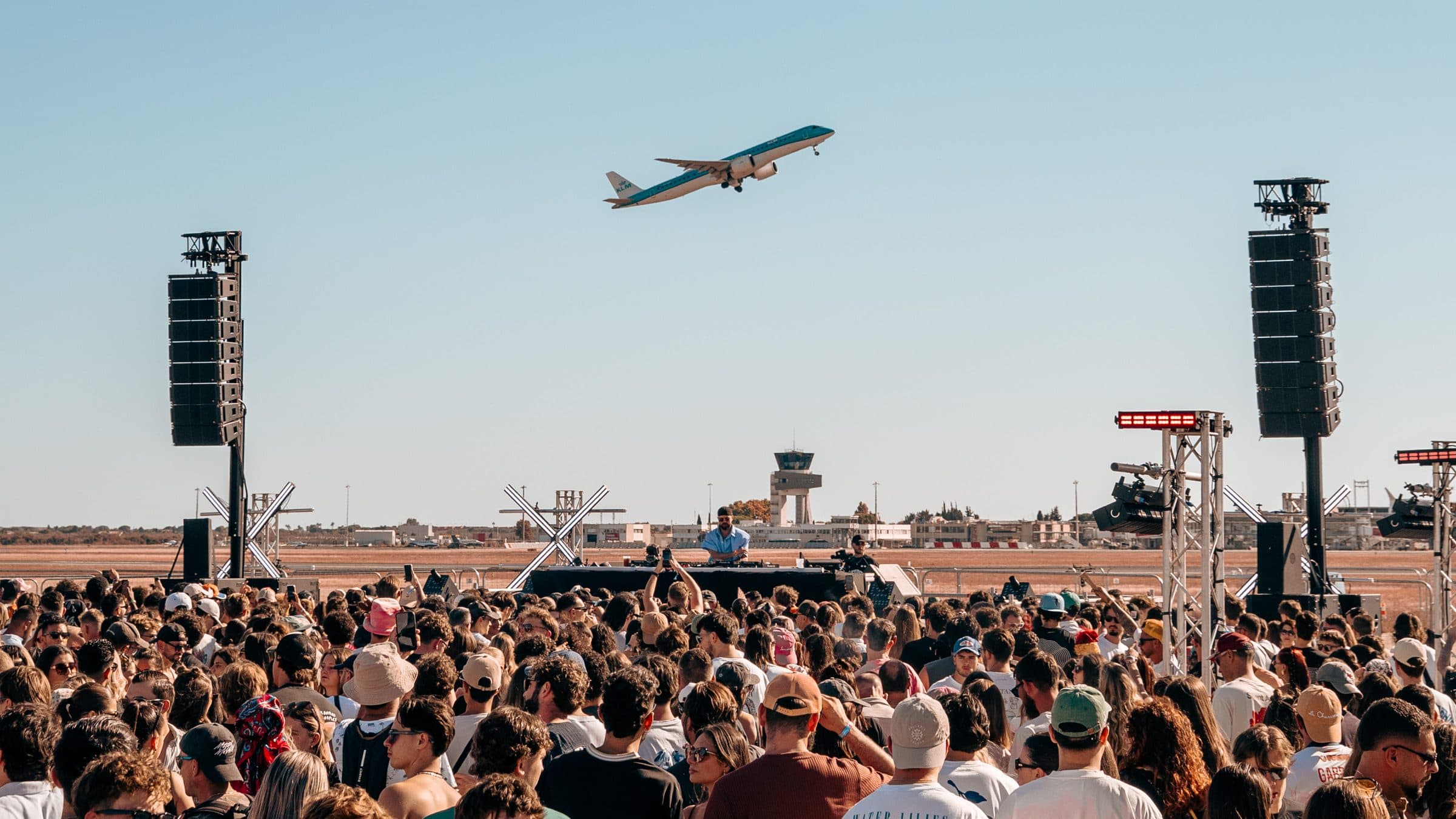 Sunday Music : Remplir une édition hors norme, sur le tarmac de l'aéroport de Montpellier